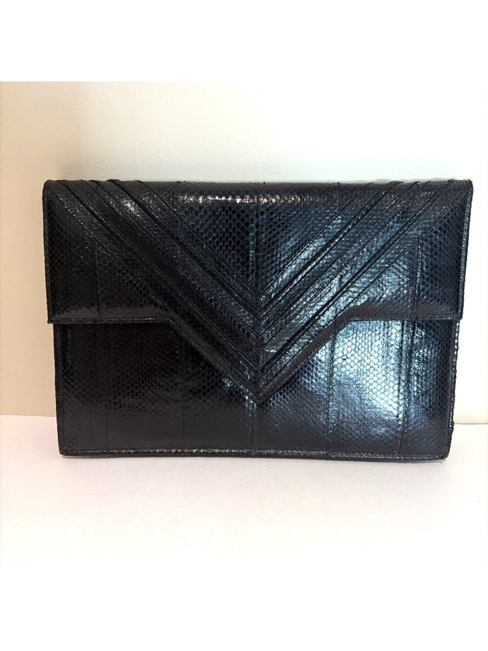 VTG 1970s W.A. Thompson Genuine Python Snakeskin Clutch Black Luxury Old Money